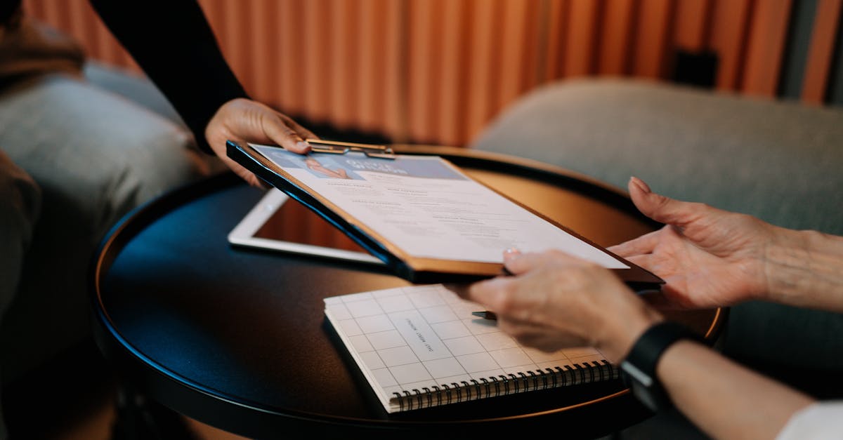 découvrez les obligations des employeurs en france, y compris les droits des employés, les conditions de travail, et les responsabilités légales à respecter. informez-vous sur les enjeux liés à la gestion des ressources humaines pour assurer un environnement de travail conforme et équitable.