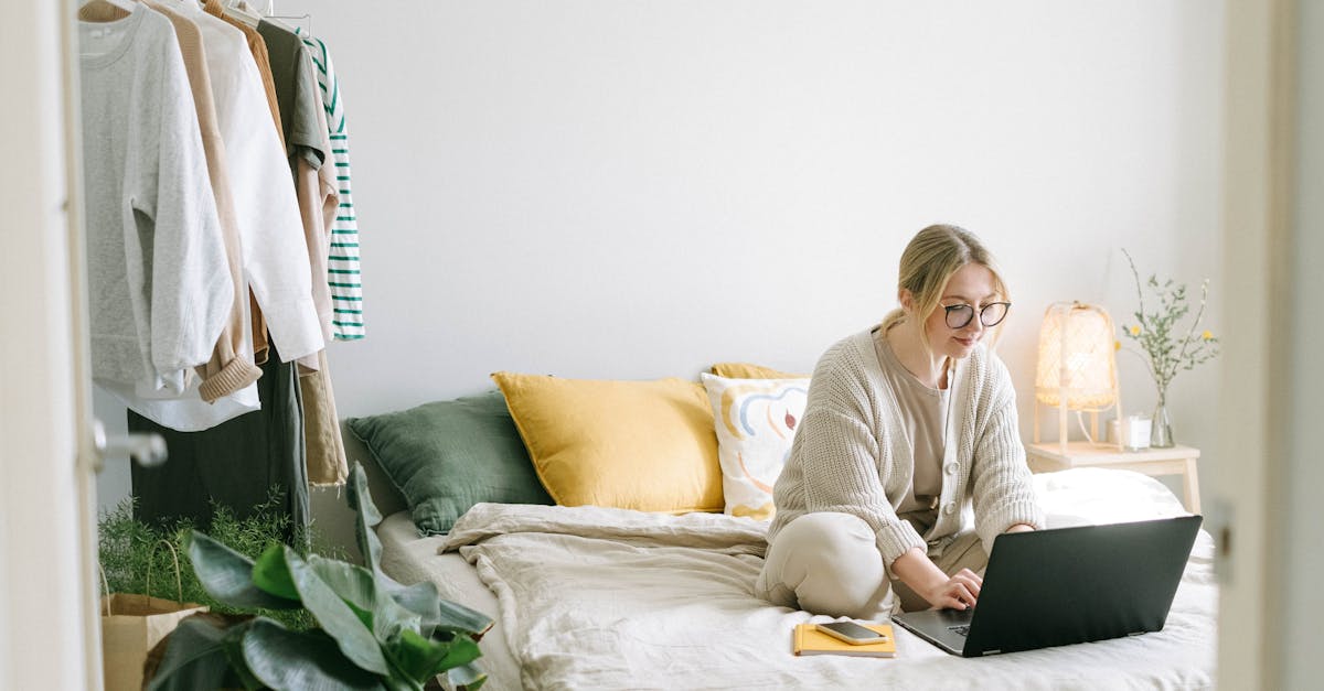 découvrez les avantages du travail à distance : flexibilité, productivité accrue et équilibre vie professionnelle-vie personnelle. explorez les meilleures pratiques pour optimiser votre expérience de télétravail et rester connecté avec vos collègues.