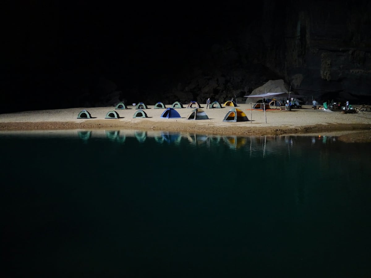 Séjour de rêve en Drôme Provençale : découvrez un camping paradisiaque avec piscine à Grignan