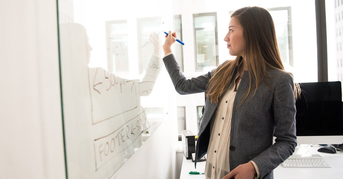 Développer vos compétences professionnelles : clés pour réussir dans le monde du travail