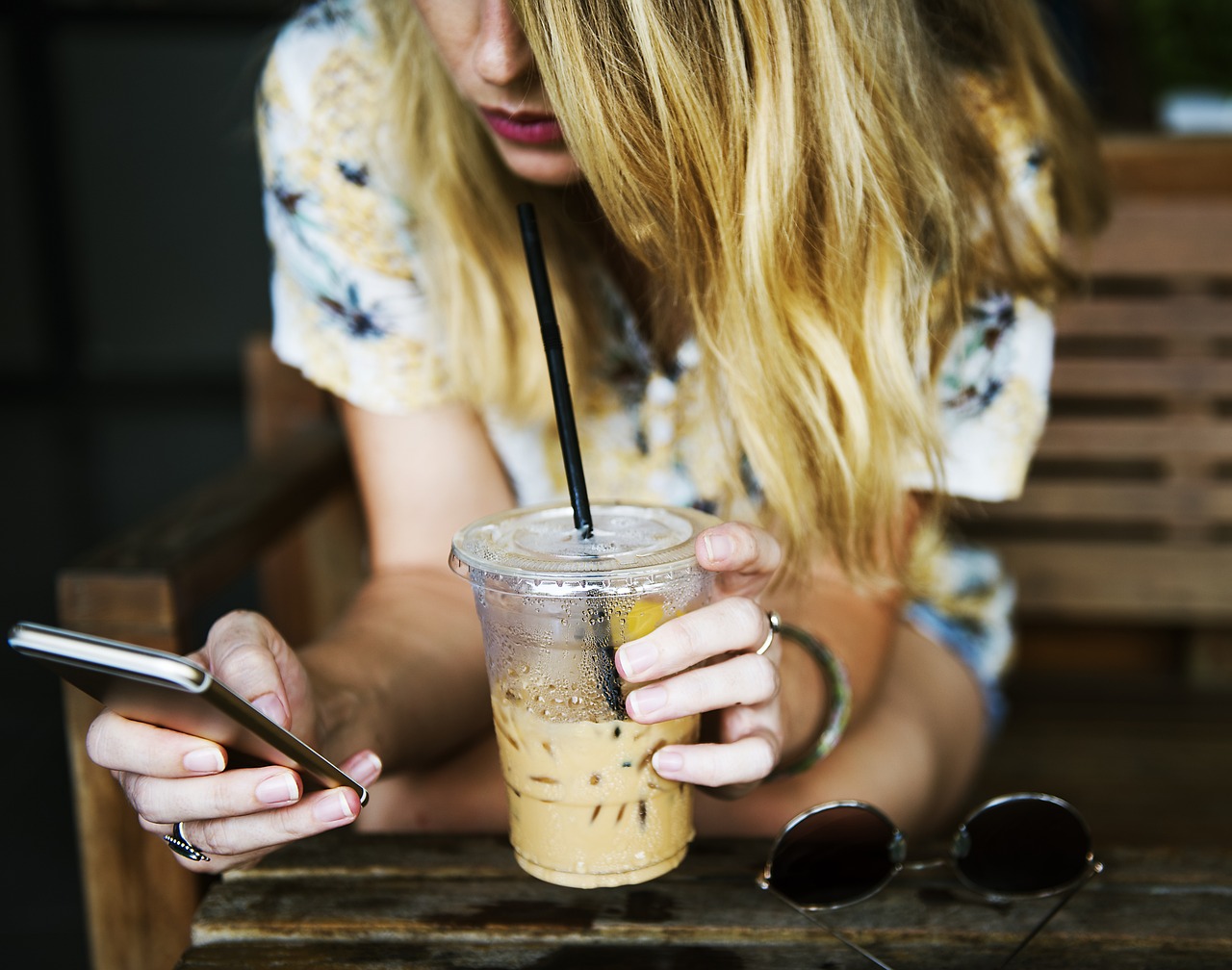 découvrez les principes de la communication efficace pour améliorer votre interaction personnelle et professionnelle. apprenez des techniques pour exprimer vos idées clairement et écouter activement, afin de favoriser des relations positives et productives.