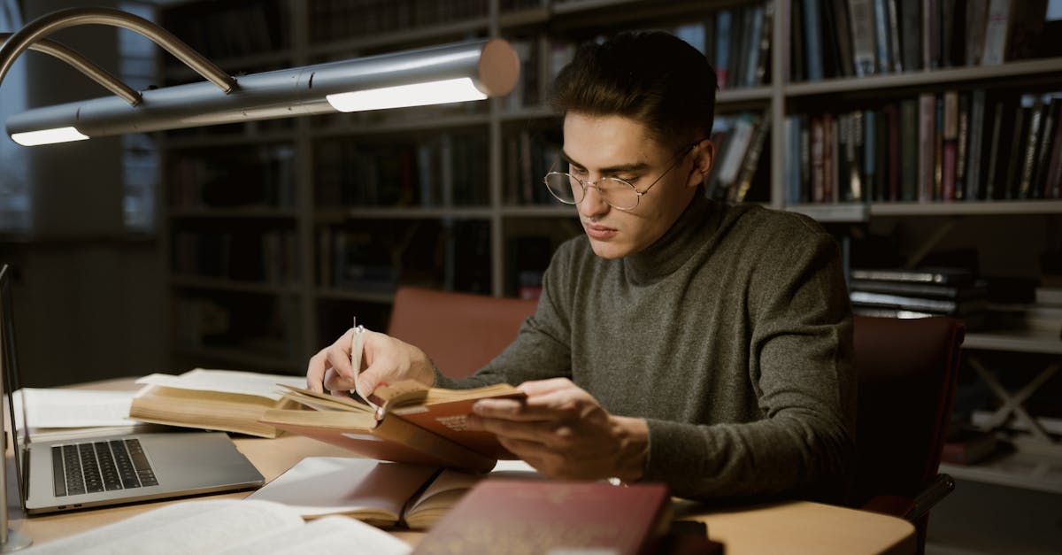 découvrez des opportunités de bourses d'études pour financer votre parcours académique. trouvez des informations sur les critères d'éligibilité, les types de bourses disponibles et les conseils pour maximiser vos chances d'obtention. ne laissez pas les frais de scolarité freiner vos ambitions !