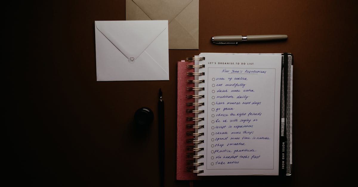 découvrez l'art du journal d'autoévaluation, un outil puissant pour réfléchir sur vos expériences, fixer des objectifs et suivre votre progression personnelle. transformez votre quotidien grâce à des réflexions guidées et bâtissez une meilleure compréhension de vous-même.