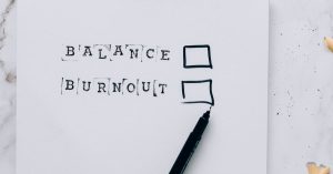 découvrez comment prendre des décisions de carrière éclairées et stratégiques pour atteindre vos objectifs professionnels. notre guide vous aide à explorer vos options, évaluer vos compétences et choisir le chemin qui vous permettra de réussir.