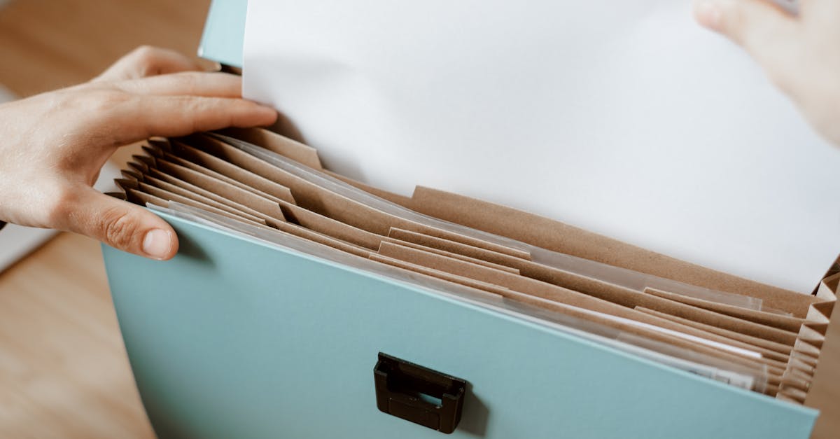découvrez des stratégies efficaces de recherche d'emploi pour optimiser votre quête professionnelle. apprenez à décrocher des entretiens et à vous démarquer sur le marché du travail grâce à des conseils pratiques et des astuces adaptées à vos besoins.