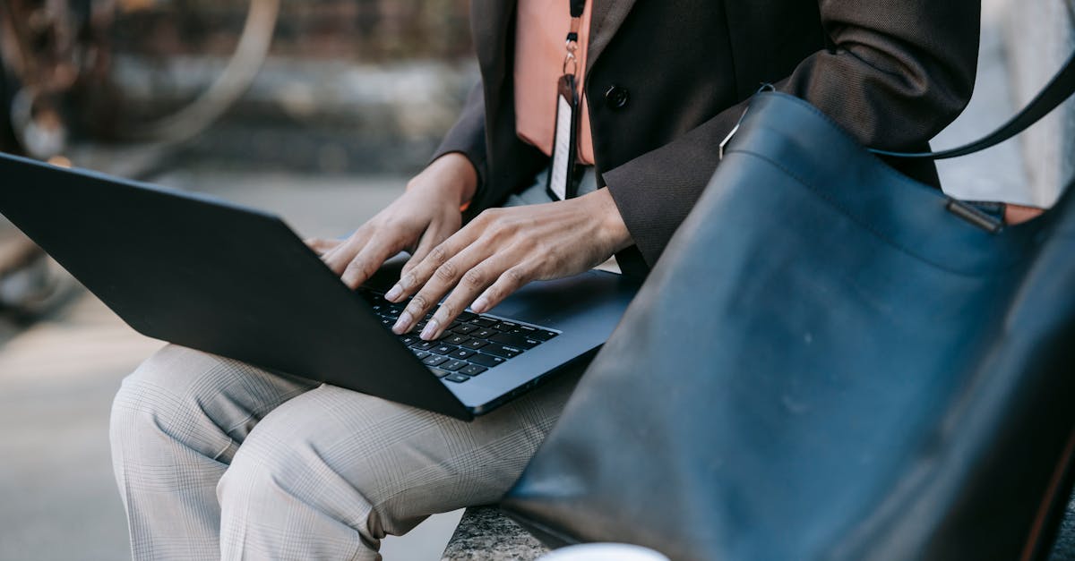 découvrez des stratégies efficaces pour optimiser votre recherche d'emploi. apprenez à rédiger un cv percutant, à préparer des entretiens et à utiliser les réseaux sociaux pour maximiser vos chances de succès. transformez votre quête d'emploi en une démarche ciblée et réussie.