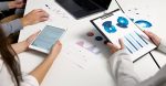 découvrez les dernières tendances du travail qui transforment notre manière de collaborer, d'innover et de performer. explorez les évolutions des environnements de travail, l'impact du télétravail et les nouvelles attentes des employés dans un monde professionnel en constante mutation.