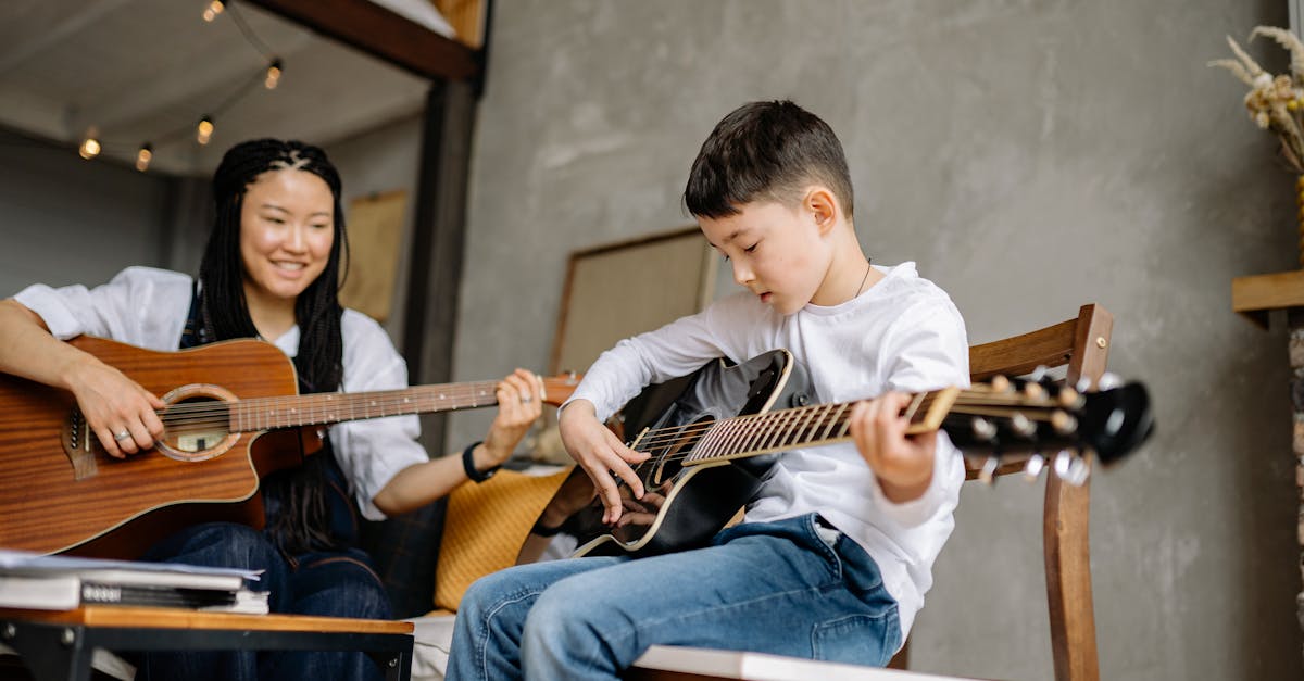 découvrez le monde de l'apprentissage : une voie efficace pour acquérir des compétences tout en travaillant. idéale pour les jeunes en quête de formation professionnelle, l'apprentissage combine théorie et pratique, offrant ainsi une expérience enrichissante et des perspectives d'emploi. renseignez-vous sur les différents secteurs, les avantages et les étapes pour intégrer un programme d'apprentissage qui vous correspond.
