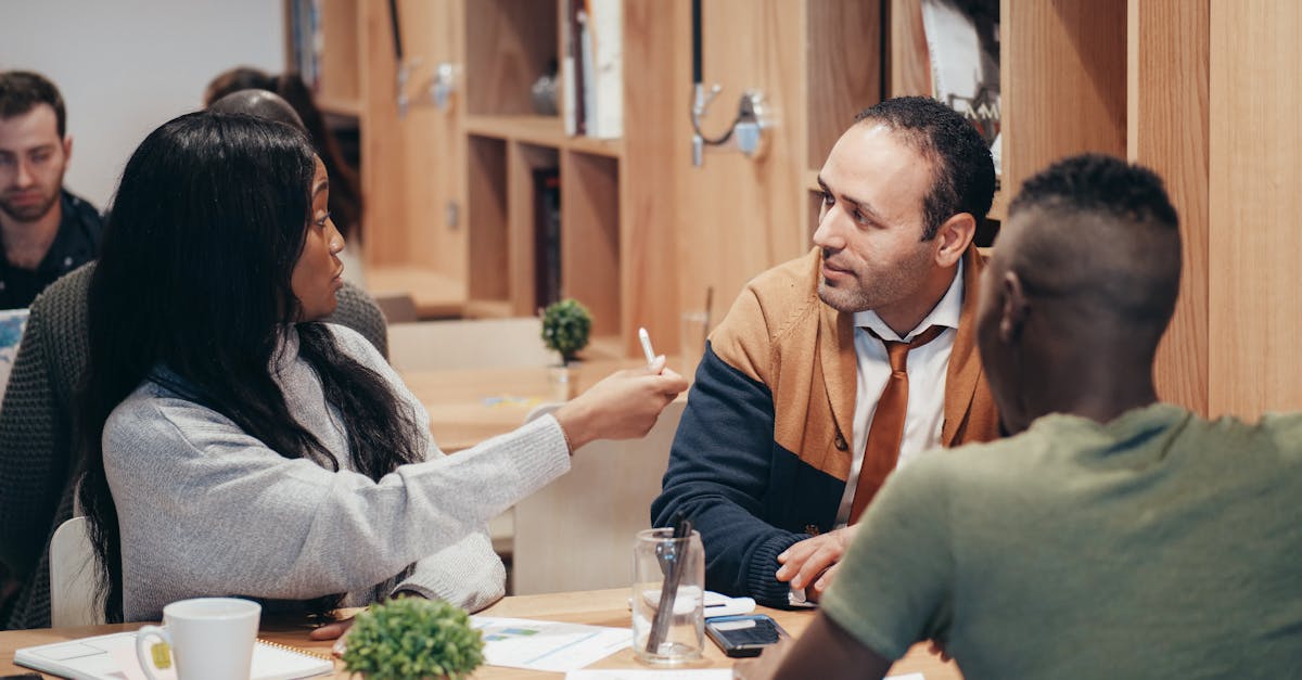 découvrez comment développer votre carrière avec des conseils pratiques, des stratégies d'évolution professionnelle et des ressources pour atteindre vos objectifs de carrière.