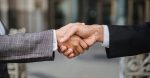 découvrez l'importance de la culture d'entreprise et comment elle façonne l'environnement de travail, stimule l'engagement des employés et contribue au succès organisationnel. explorez des stratégies pour développer une culture d'entreprise positive et inclusive.