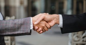 découvrez l'importance de la culture d'entreprise et comment elle façonne l'environnement de travail, stimule l'engagement des employés et contribue au succès organisationnel. explorez des stratégies pour développer une culture d'entreprise positive et inclusive.