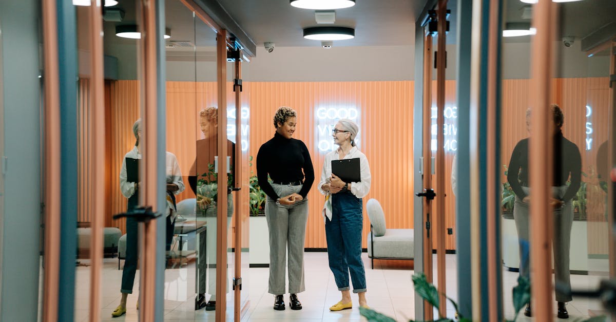 découvrez comment optimiser la gestion des ressources humaines dans votre entreprise. explorez des stratégies efficaces pour le recrutement, la formation et le bien-être des employés, afin de créer un environnement de travail harmonieux et productif.