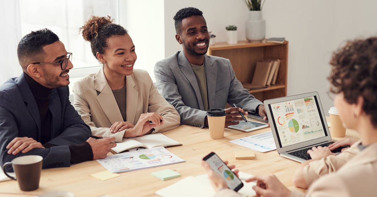 découvrez nos opportunités de stage enrichissantes qui vous permettront de développer vos compétences professionnelles et d'acquérir une expérience précieuse dans votre domaine. rejoignez-nous pour booster votre carrière !