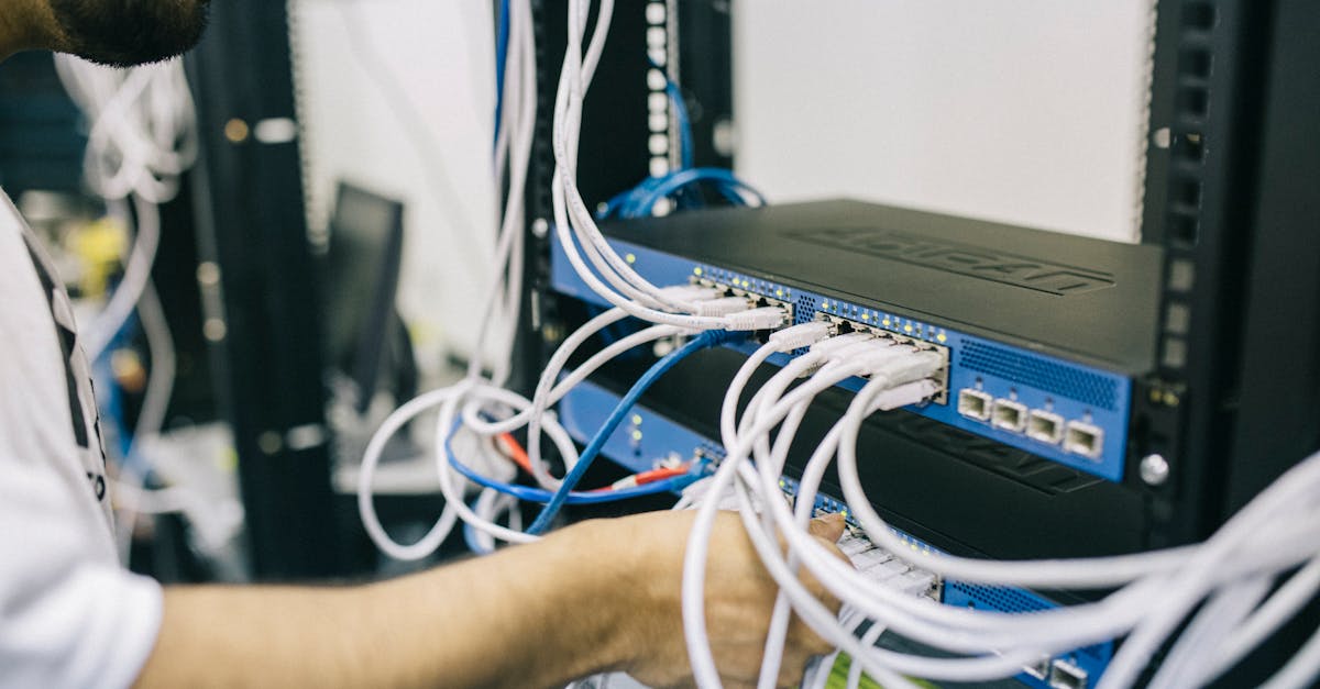 découvrez l'art du networking et ses stratégies pour développer des relations professionnelles fructueuses. apprenez à établir des connexions significatives, à échanger des idées et à maximiser les opportunités au sein de votre réseau. rejoignez-nous pour explorer les meilleures pratiques en matière de réseautage.