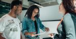 découvrez l'importance de l'engagement des employés pour le succès de votre entreprise. apprenez des stratégies efficaces pour motiver et fidéliser vos équipes, améliorer la productivité et créer un environnement de travail positif.