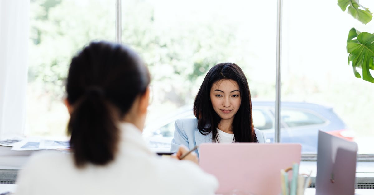 découvrez des stratégies efficaces pour améliorer l'engagement des employés dans votre entreprise. apprenez à créer un environnement de travail motivant et à renforcer la satisfaction au sein de vos équipes.
