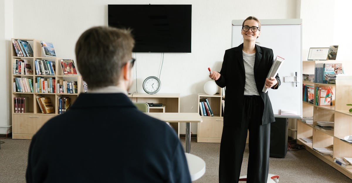 découvrez les stratégies essentielles pour une gestion efficace des ressources humaines. apprenez à optimiser le talent, promouvoir l'engagement des employés et assurer la conformité légale au sein de votre entreprise.