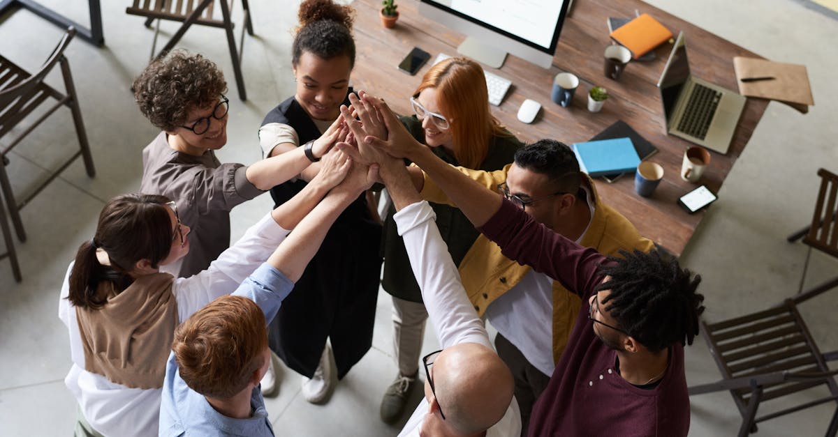 découvrez l'importance du recrutement inclusif pour construire une équipe diversifiée et dynamique. adoptez des pratiques proactives qui favorisent l'égalité des chances et encouragent la candidature de talents issus de tous horizons.