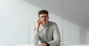 découvrez les essentiels d'un profil de poste, incluant les compétences requises, les responsabilités clés et les opportunités de carrière. idéal pour les chercheurs d'emploi souhaitant comprendre les attentes du marché.