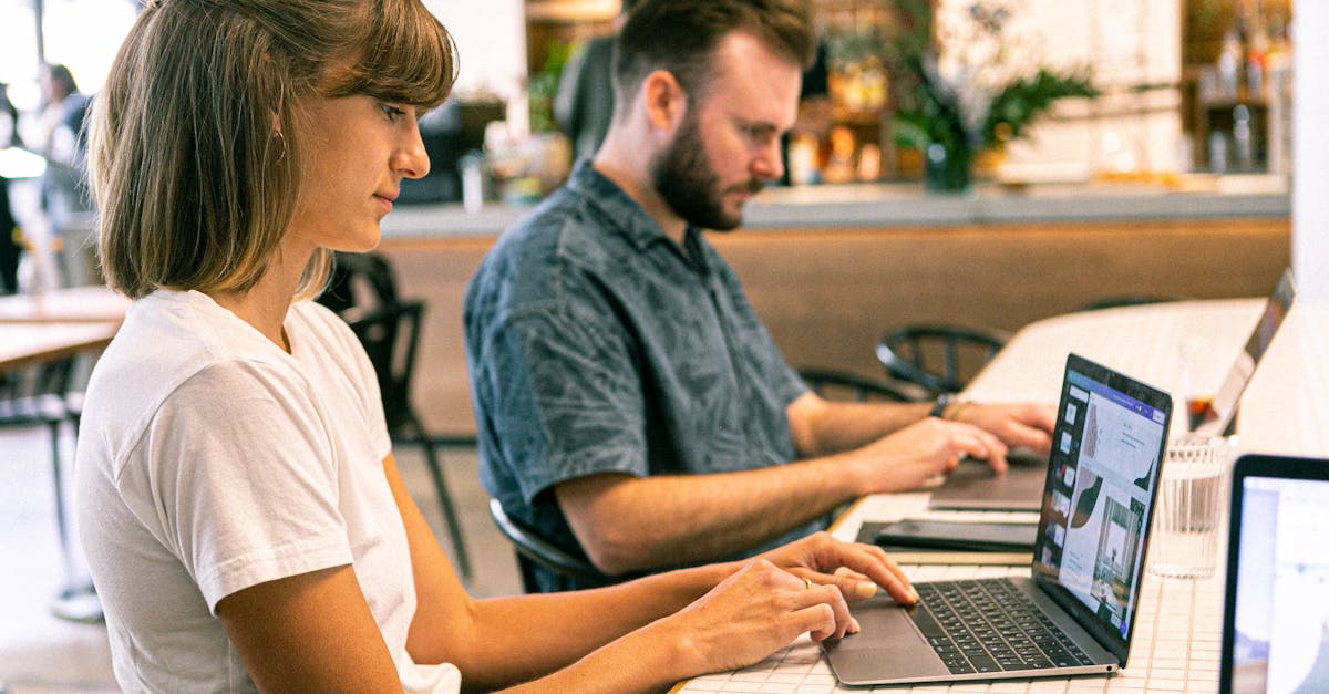 découvrez les meilleures pratiques pour favoriser la collaboration au sein des équipes. apprenez à optimiser la communication, renforcer les liens entre les membres et atteindre des objectifs communs grâce à des outils et des stratégies efficaces.