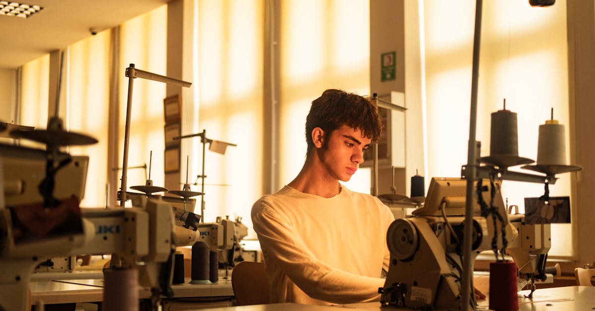 découvrez les enjeux du harcèlement au travail, ses impacts sur la santé mentale et physique des employés, ainsi que des conseils pour prévenir et gérer cette problématique. informez-vous sur vos droits et les solutions pour créer un environnement professionnel respectueux.