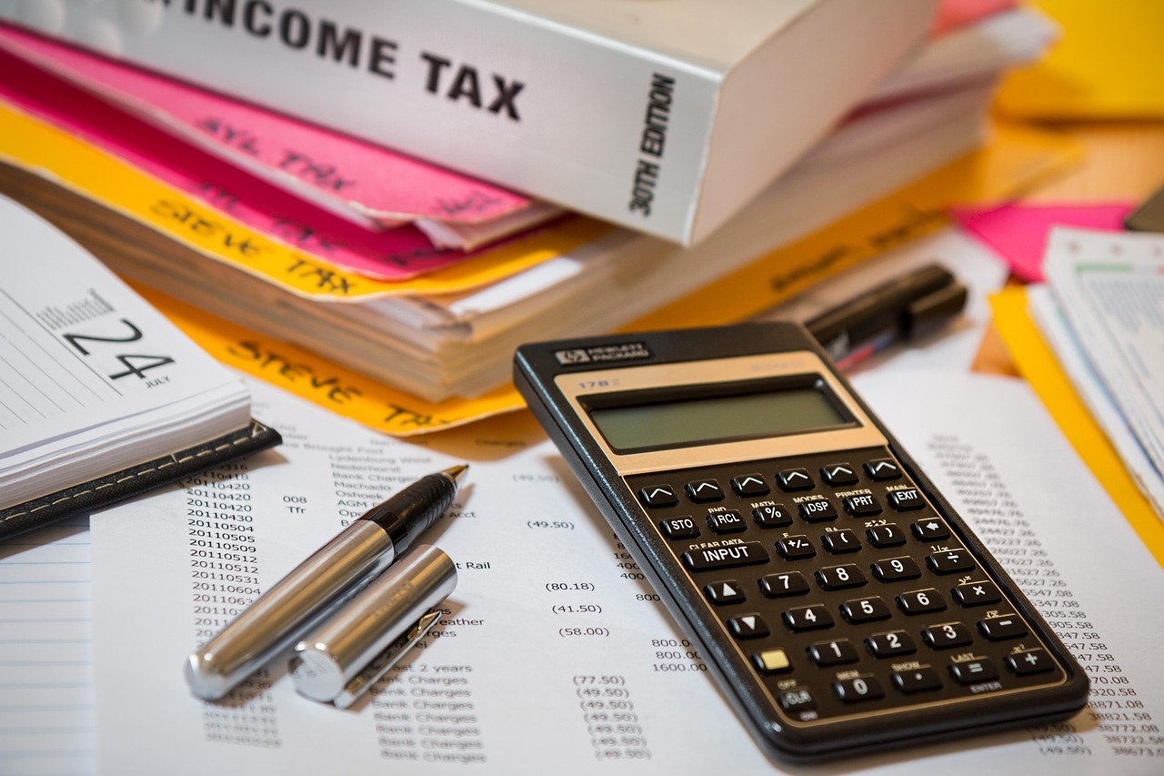 découvrez tout ce qu'il faut savoir sur la taxe foncière des entreprises : définition, calcul, exonérations et conseils pour optimiser la fiscalité de votre local professionnel.