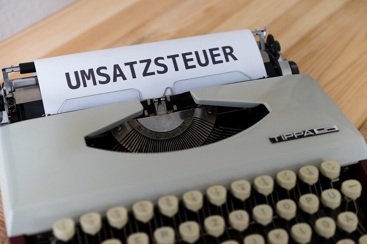 découvrez tout ce qu'il faut savoir sur la cotisation foncière : définition, fonctionnement, qui doit la payer et comment la calculer pour les professionnels et entreprises.