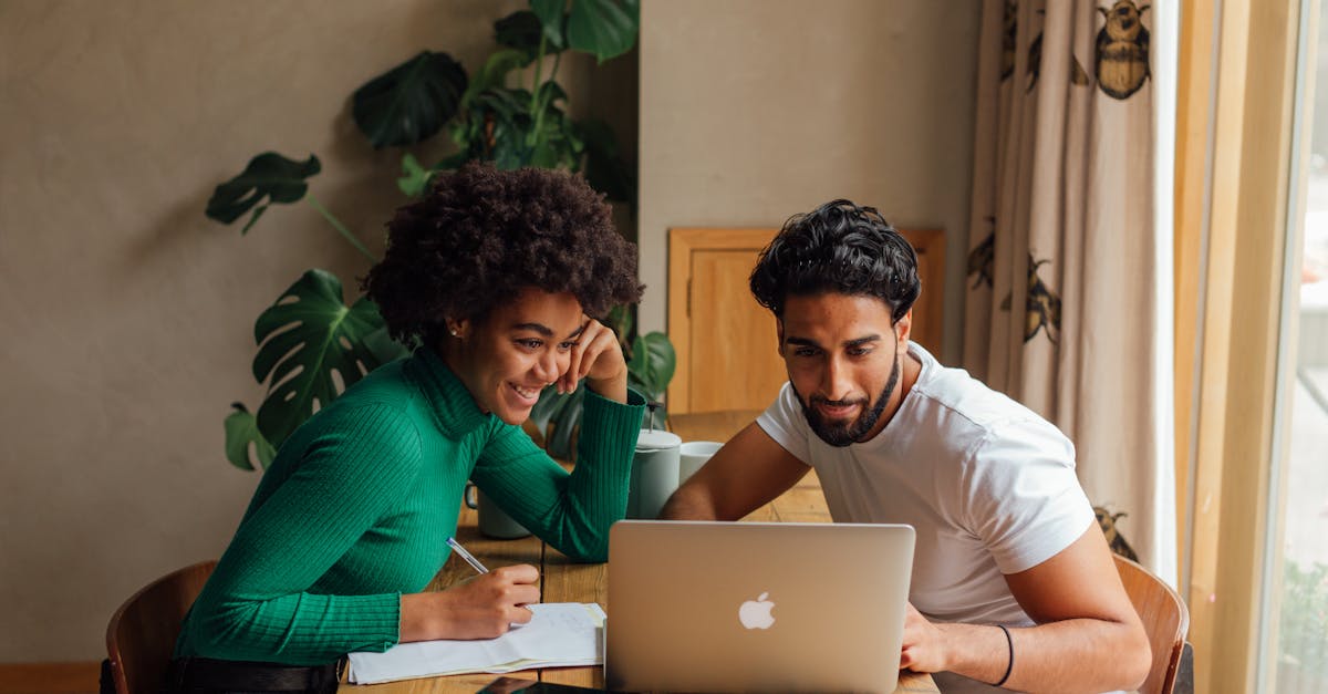 découvrez ce qu'est l'inclusion, son importance dans la société, et comment promouvoir l'égalité et la diversité dans tous les domaines de la vie quotidienne.