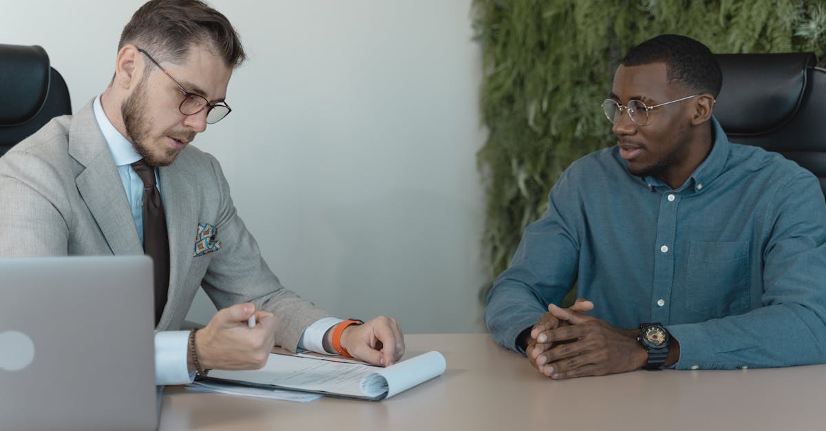 découvrez nos conseils pratiques pour réussir votre préparation à un entretien d'embauche : astuces, exemples de questions, et techniques pour faire bonne impression le jour j.