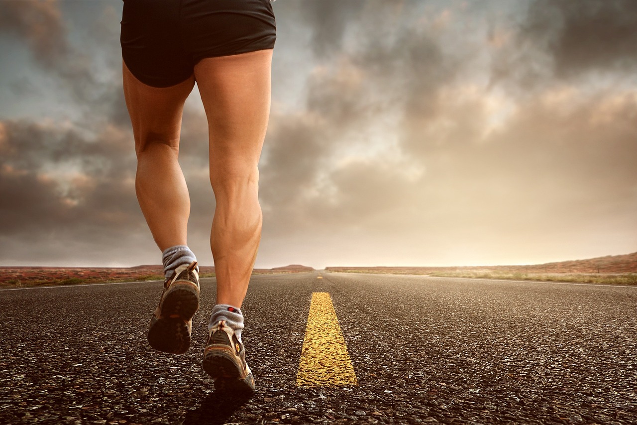 découvrez toutes les activités sportives adaptées à votre niveau : idées, conseils et astuces pour pratiquer des sports en solo ou en groupe et rester en forme toute l'année.
