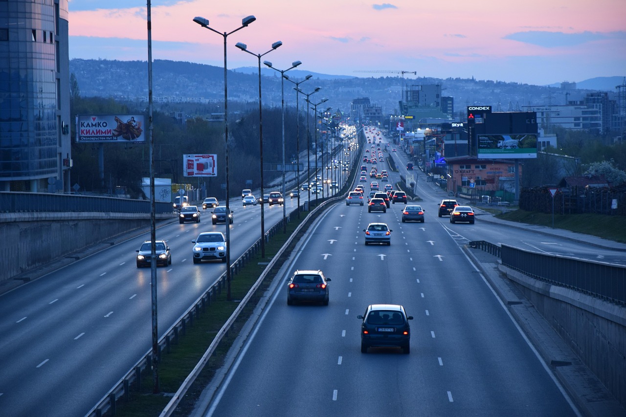découvrez les statistiques de trafic les plus récentes : analyse du nombre de visiteurs, des sources de trafic et des tendances pour optimiser la performance de votre site web.