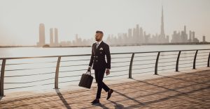 découvrez comment bâtir une carrière internationale, explorez les opportunités à l’étranger et développez vos compétences pour réussir à l’international.
