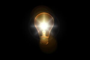 découvrez des solutions efficaces pour sécuriser vos escaliers en bois glissants et prévenir les chutes grâce à nos conseils pratiques et produits antidérapants.